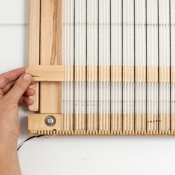 BEKA 20" Wooden Frame Loom - Image 7