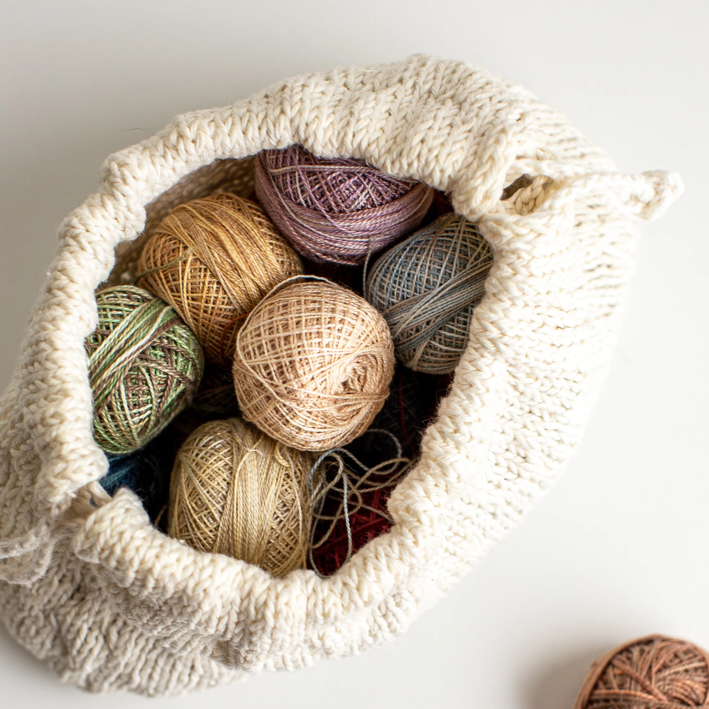 Trellis Stitch Drawstring Bag Kit - Image 3