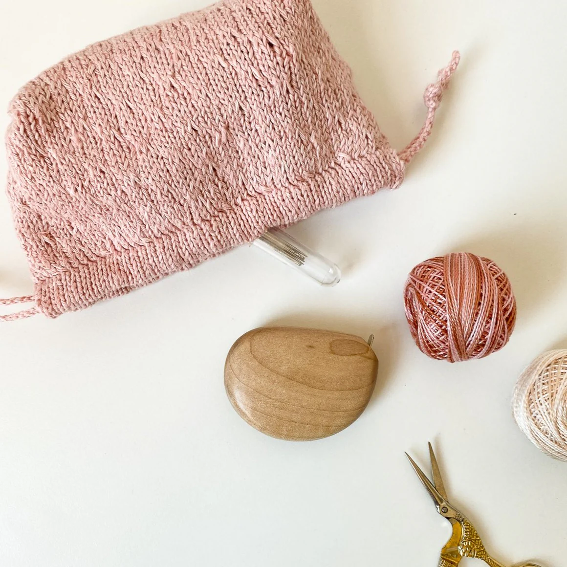 Trellis Stitch Drawstring Bag Set Kit - Image 7