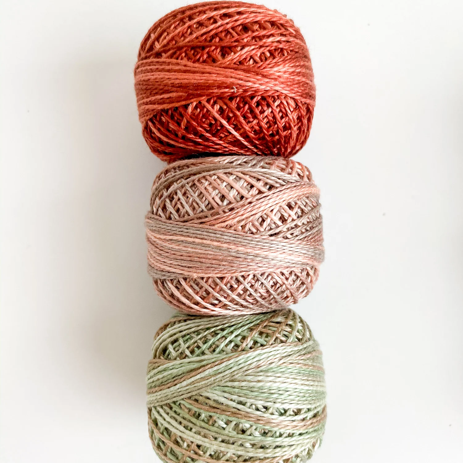 Valdani Embroidery Thread Size 8 3-Pack - Image 4